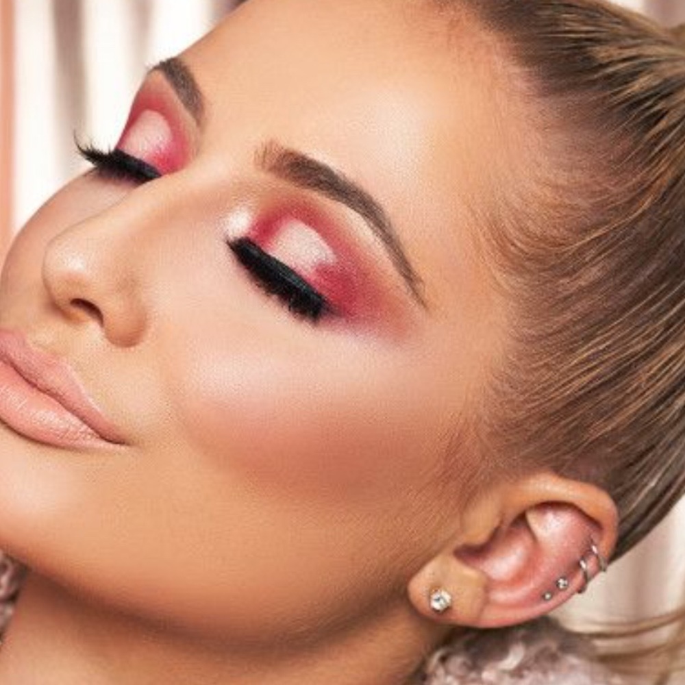 Pale Soft Pink Matte Highlighter 5/$25